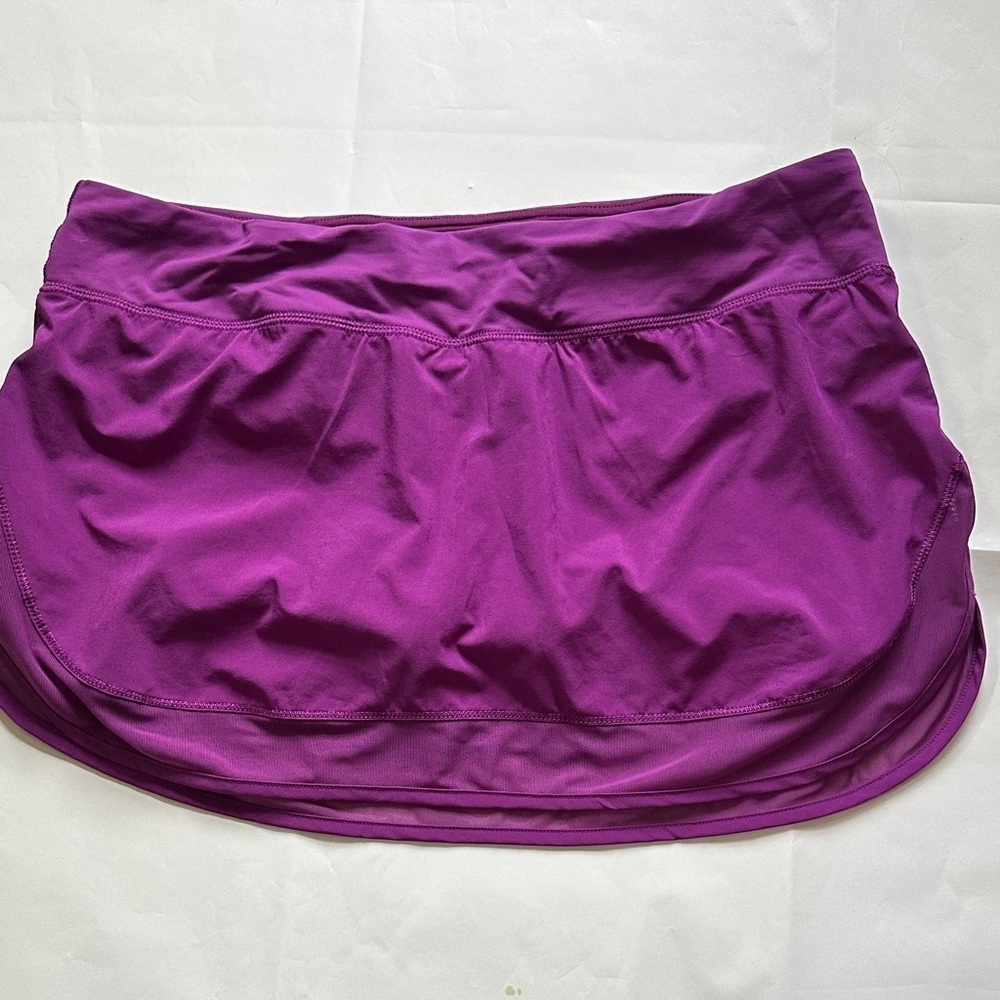Lululemon Hotty Hot Tennis Running Skirt II
Aurora Size 12